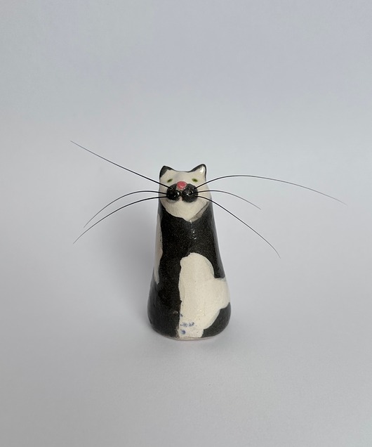figurki i rzeźby Ceramiczny kot na kocie wąsy wibrysy