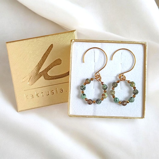 kolczyki z kamieniami Kolczyki : turkus afrykański : wianki : delikatne : ciekawe bigle