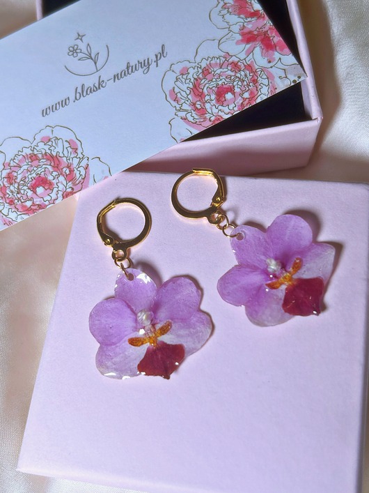kolczyki z żywicy Piękne kolczyki ze stroczykiem - prawdziwa orchidea