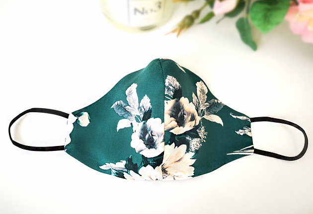 maseczki ochronne Letnia maseczka w kwiaty