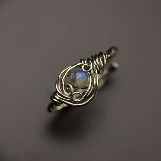 pierścionki - różne Pierścionek regulowany labradoryt niebieski wire wrapping 2