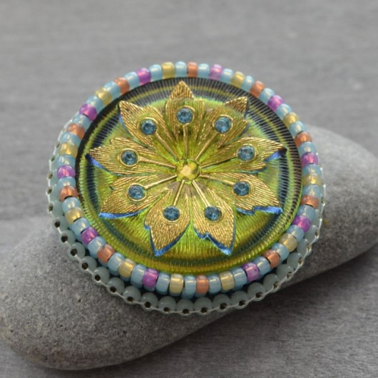 shiny buttons Made by Magda