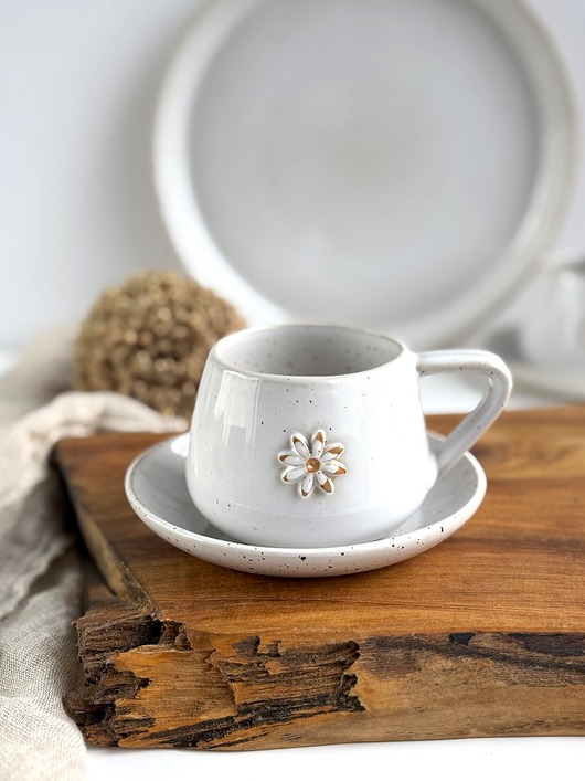 filiżanki Filiżanka ze spodkiem ręcznie robiona 250 ml - Biała stokrotka