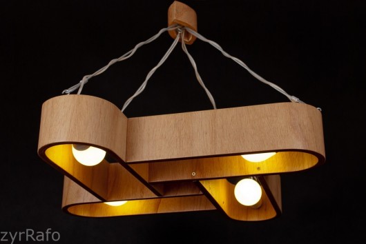 Lampa wisząca z naturalnym wyrazem drewna zyrRafo