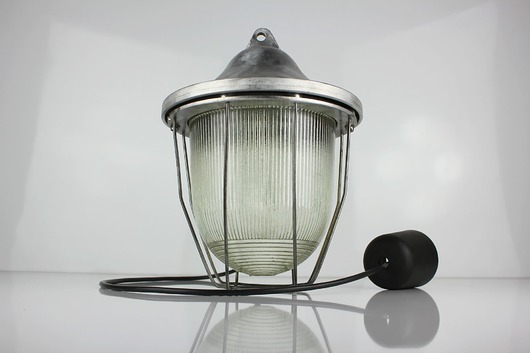 Lampa Loft przemysłowa C-200/A z lat 60. MAGHAUS