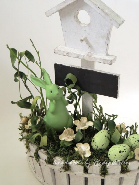 Wiosenne impresje-kompozycja z zielonym zającem FlodiaAtelier