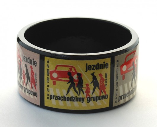 PRL - jezdnię przechodzimy grupowo artrachela