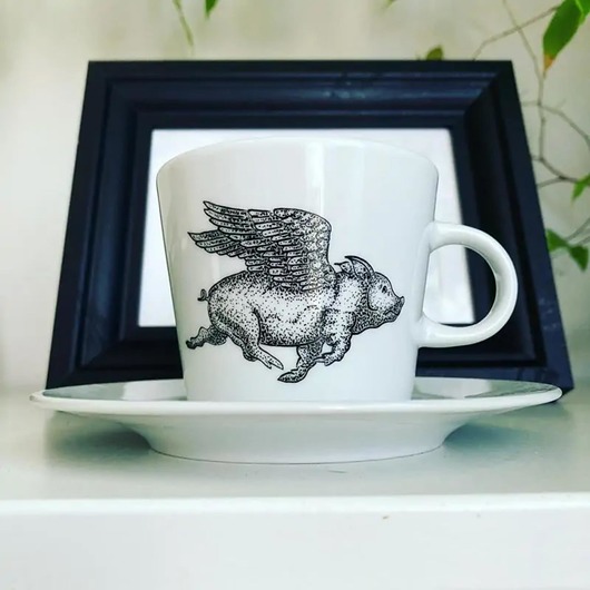 filiżanki Filiżanka ręcznie malowana Skrzydlata świnia 200ml Jendnostronny