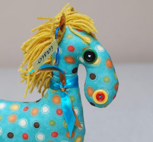 konik w grochy iasio