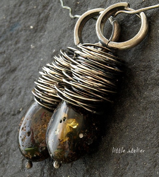 surowe bursztyny little atelier