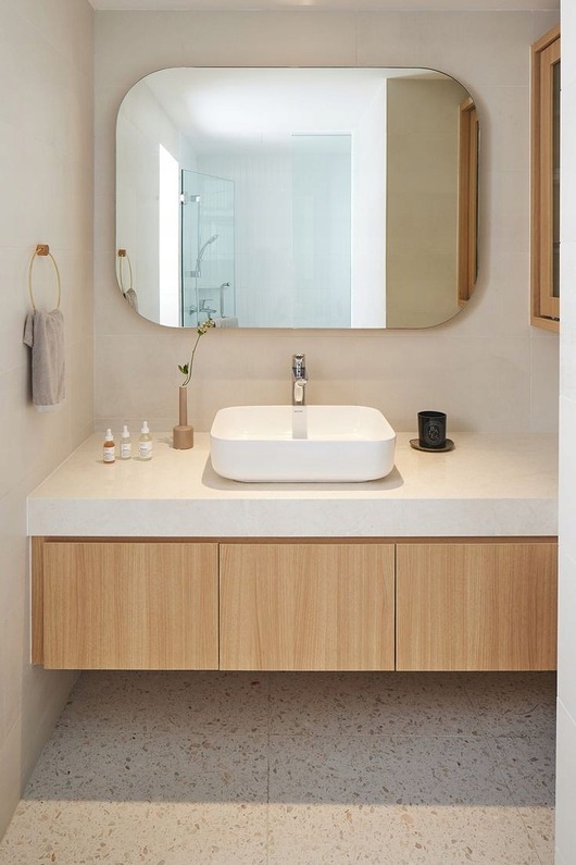 lustra stojące i wiszące LUSTRO ŁAZIENKOWE LED PODŚWIETLANE 80X60 cm PROSTOKĄTNE ŚCIENNE NOWOCZESNE