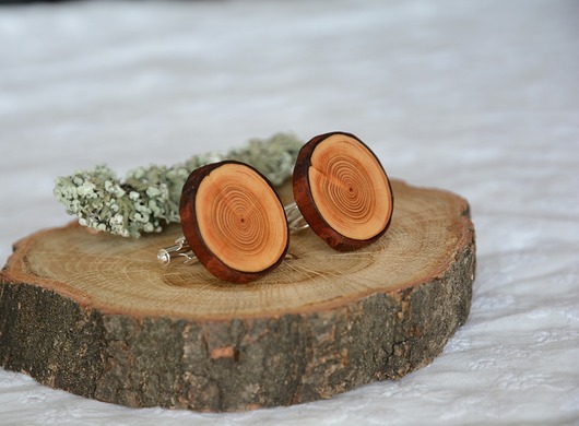 Prosto z drzewa – spinki mankietowe MyPieceOfWood