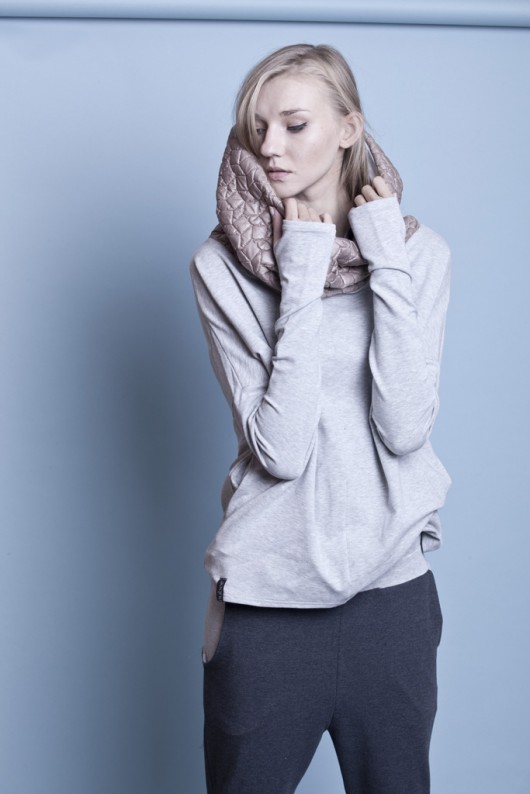 NubeeCiałoZakrywacz- bluza z SzyjoOtulaczem + re Nubee