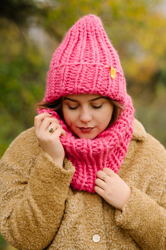 czapki damskie Różowy komplet zimowy czapka i komin Peruvian WOOLY