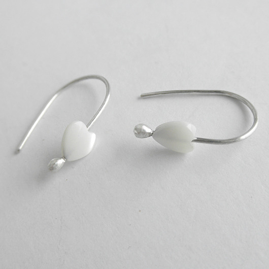 kolczyki z kamieniami Kolczyki serduszko