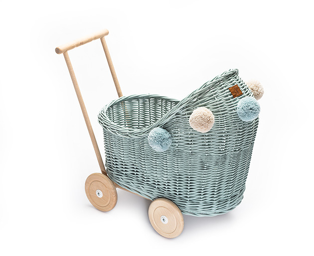 Wiklinowy niski wózek dla lalek BRUDNA MIĘTA Lilushop