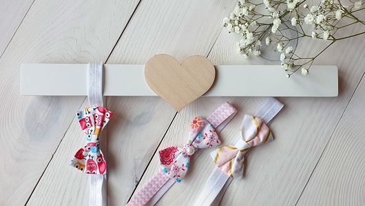 Wieszak organizer na opaski i gumki Littlebox