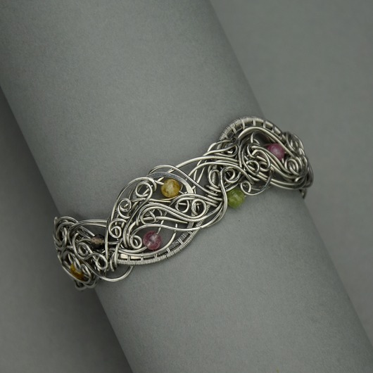 bransoletki wire wrapping Bransoleta szeroka kolorowe turmaliny wire wrapping stal chirurgiczna
