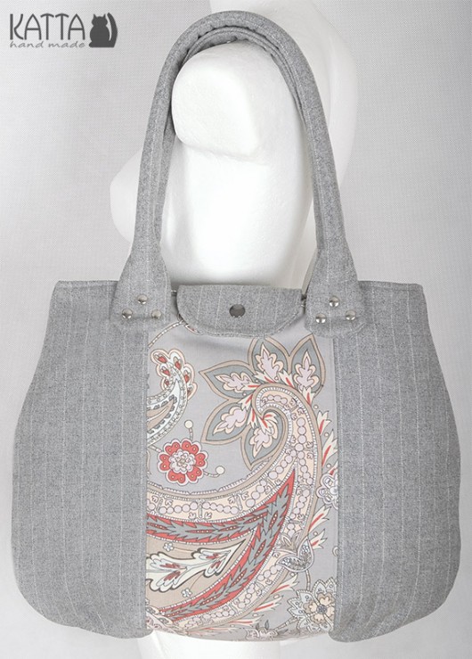 Grey Ornaments Katta