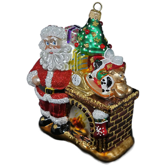 bombki Ręcznie malowana szklana bombka Święty Mikołaj przy kominku