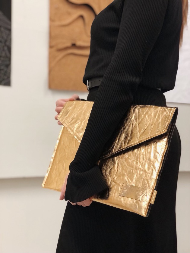 kopertówki TE 9011 Etui złote L