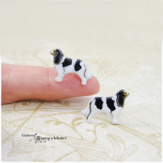 Cavalier mini pieski- ceramiczne kolczyki Dorca