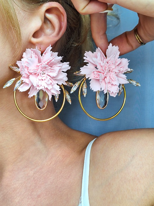 kolczyki pozłacane Kolczyki pozłacane koła kwiaty goździki