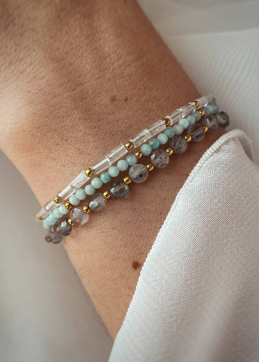 bransoletki z kamieni naturalnych Zestaw Trzech Bransoletek - Kryształ Górski, Amazonit, Labradoryt