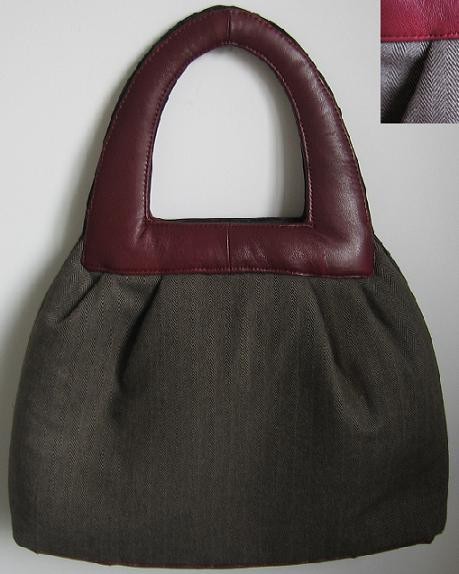 Grey & Dark  Magenta Magdalena24
