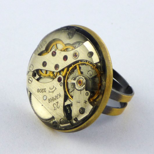 Pierścionek w stylu steampunk Scradeus