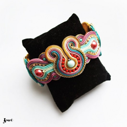 Pastelowa bransoletka sutasz Mró Soutache