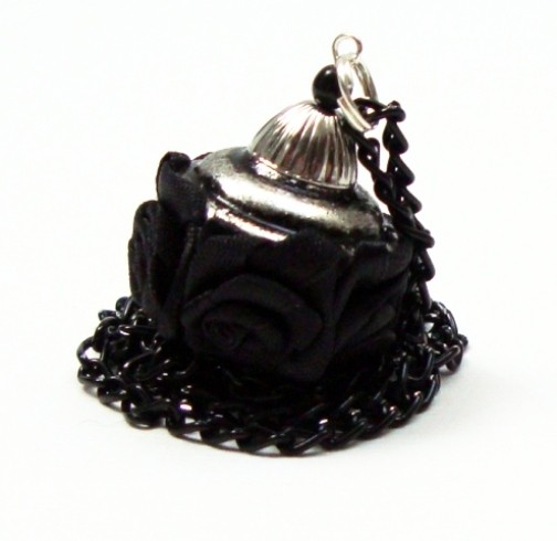 Wisiorek Black Exclusive dla P. Elwiry shewas