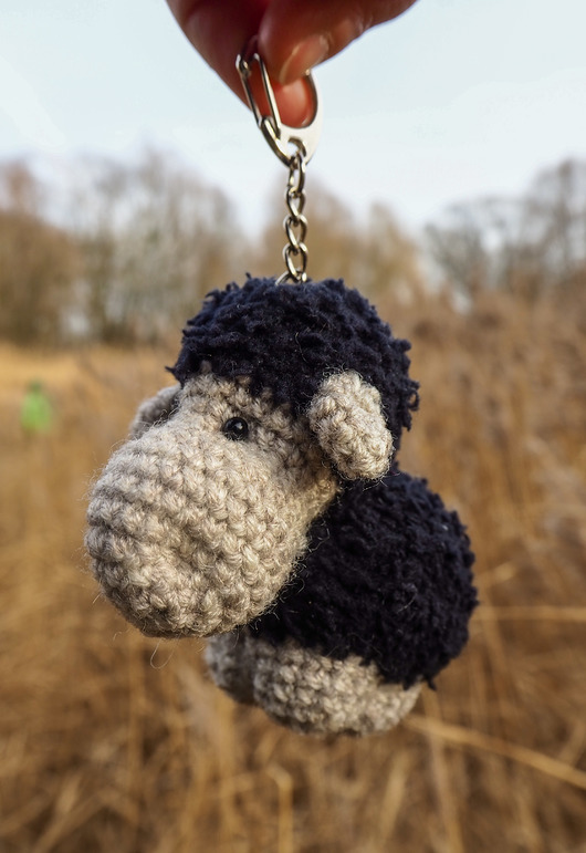 breloki Czarna owca - brelok, zawieszka do torebki