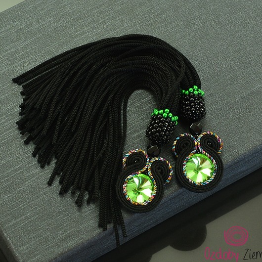 kolczyki chwosty Kolczyki sutasz Black  Green Tassels z chwostami