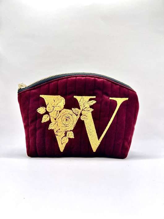 kosmetyczki Pikowana kosmetyczka z monogramem