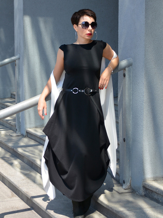 MAXI BLACK by momo momo fashion