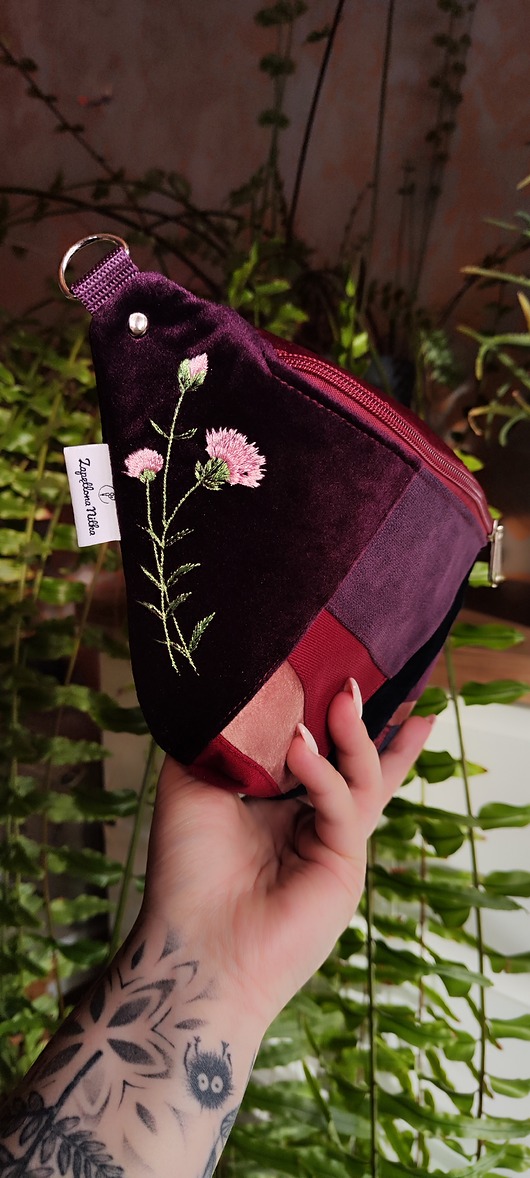 saszetka nerka Nerka XXL unikat goździki