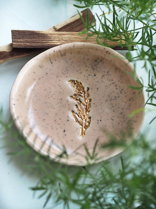 pojemniki na biżuterię Spodek na biżuterię lub palo santo