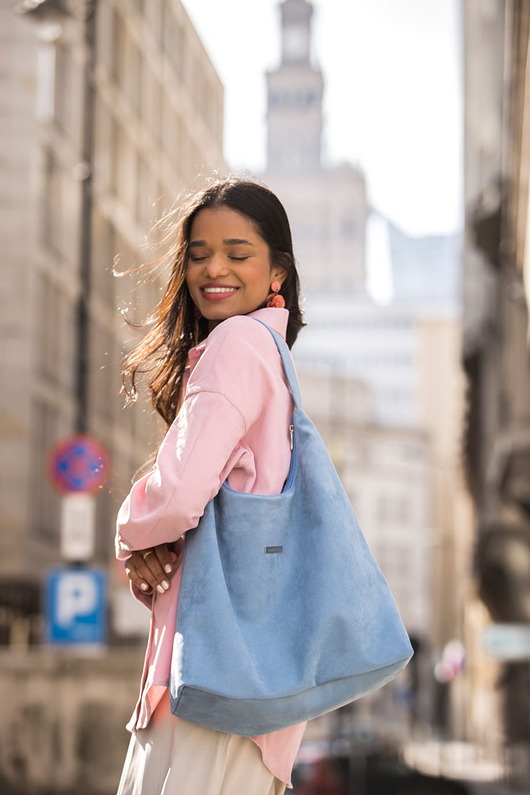 torby na ramię Torba HOBO z nubuku tapicerskiegow kolorze dżinsowym