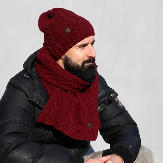 Komplet z owczeJ wełny czapka i szalik RED WINE Le petit cochonnet