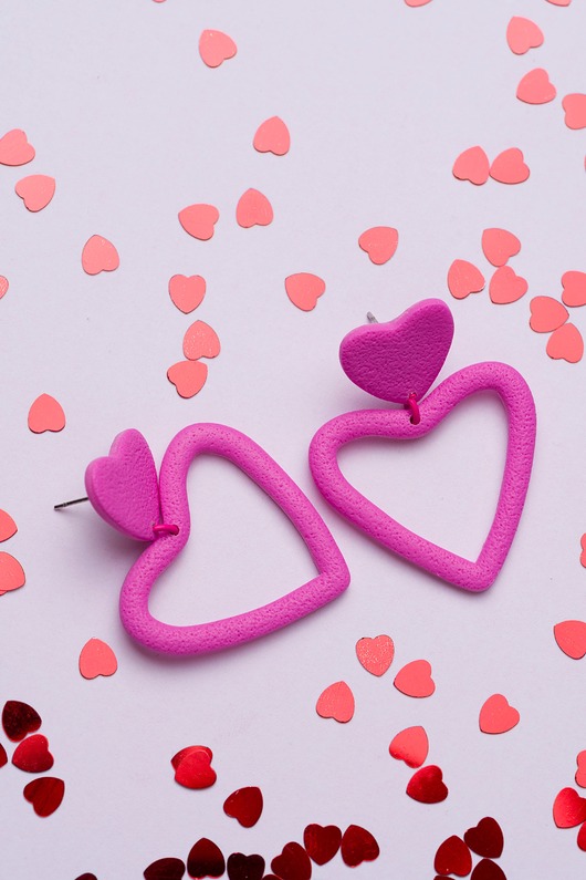 kolczyki z masy plastycznej Wiszące SERCA  edycja walentynkowa