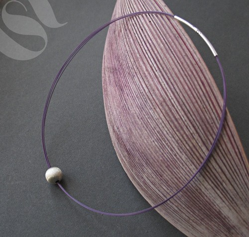 Minima Violet Niebanalnie