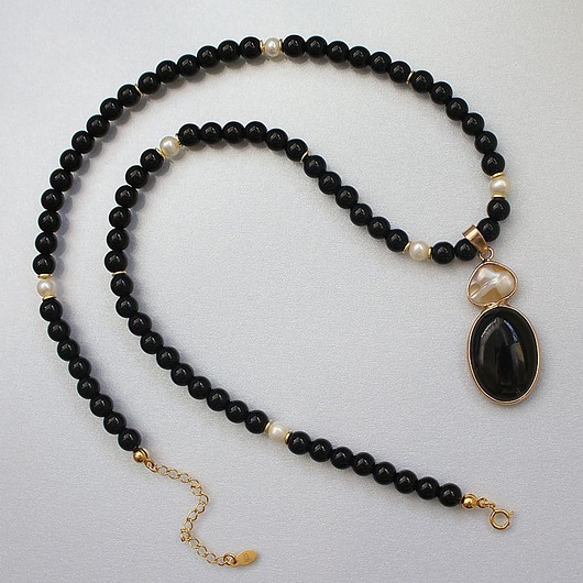 wisiory Talizman Ochrony onyks perły naturalne