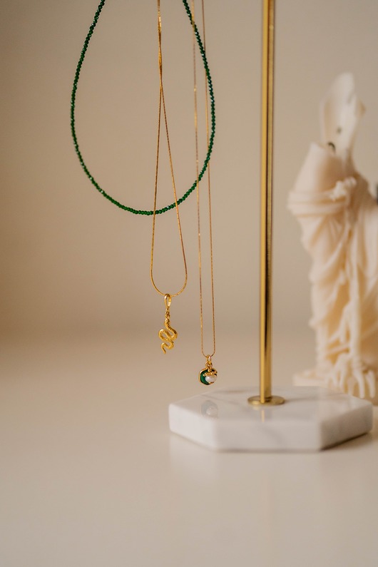 chokery Choker zielony spinel