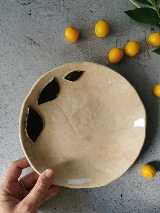 miski i misy Ceramiczny talerz z ptaszkami Handmade