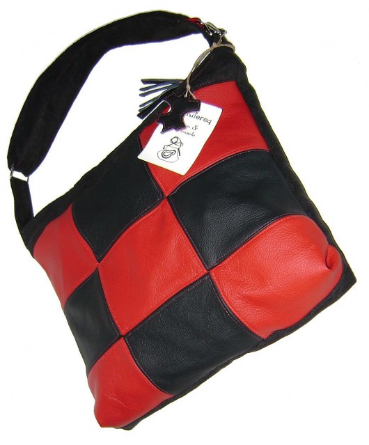 >>eLBlack&Red<< Renifereq