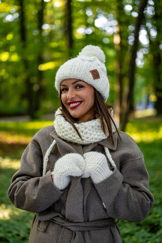 szale damskie Mały komin MERINO Beżowy ecru