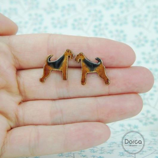 Airedale terrier-  ceramiczne kolczyki Dorca