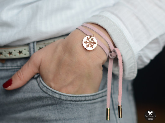 mini pink snowflake barboleta
