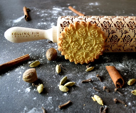 róże- wałek grawerowany do ciastek Rolling Pin Collection
